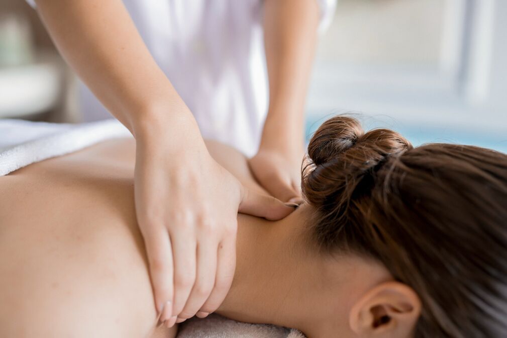 Massage session to treat cervical spondylosis